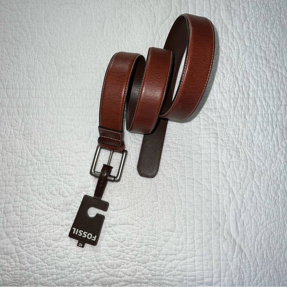 FOSSIL Woodrow Dark Brown Genuine Leather Belt Mens NWT Sz 40 - Picture 2 of 11